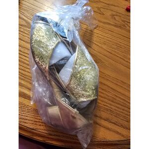 Gold Women’s Glitter Dance Shoes Size EU 37 US 6.5 Character Heels Suede Sole